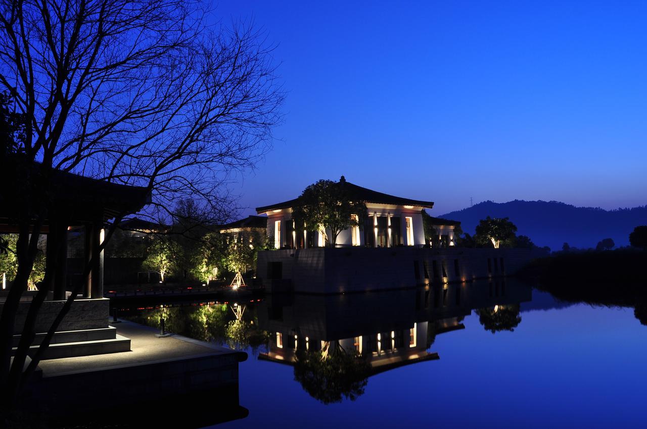 Fuchun Resort Fuyang  エクステリア 写真